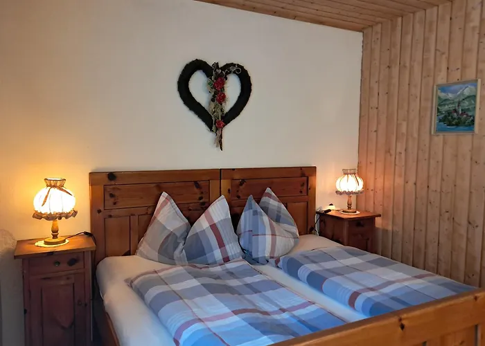 Mitschighof - Und - Heidis-welt, Mitschig * Hermagor-Pressegger See